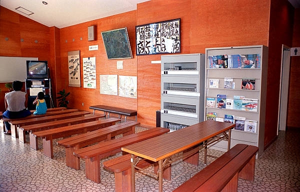 本館展示ホール (2) ビデオコーナー