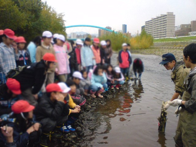 熱心にお勉強中！
