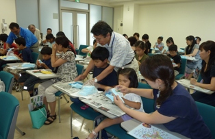 サケの置物づくり
