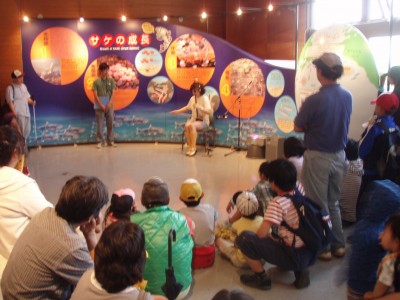 サケ皮二胡演奏会