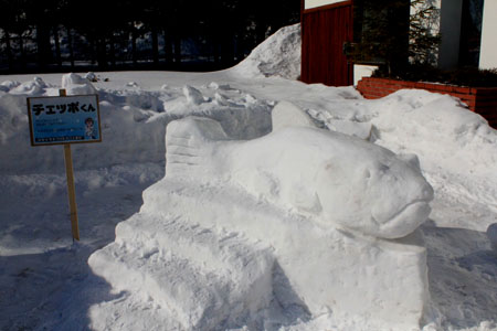 雪像作り02