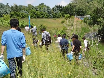 ゴミ拾いの様子