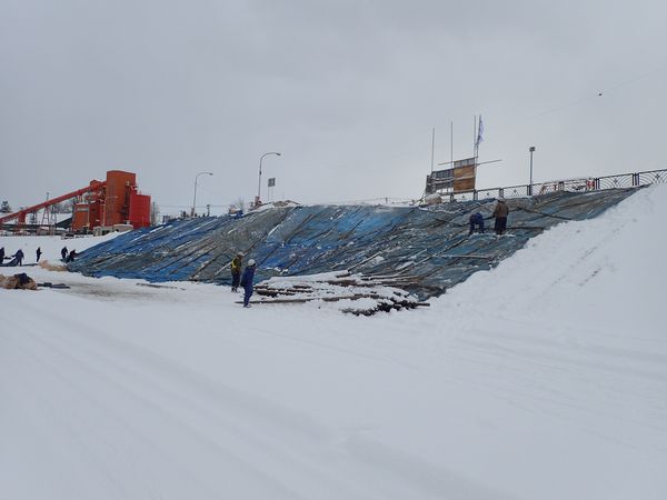 20171206雪堆積場準備